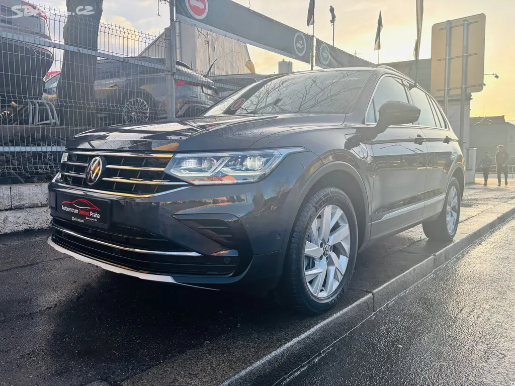 Volkswagen Tiguan, PHEV/2023/PREMIUM-1M-ZÁRUKA24